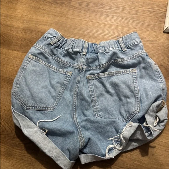We The Free Light Blue Jean Shorts - Picture 3 of 3